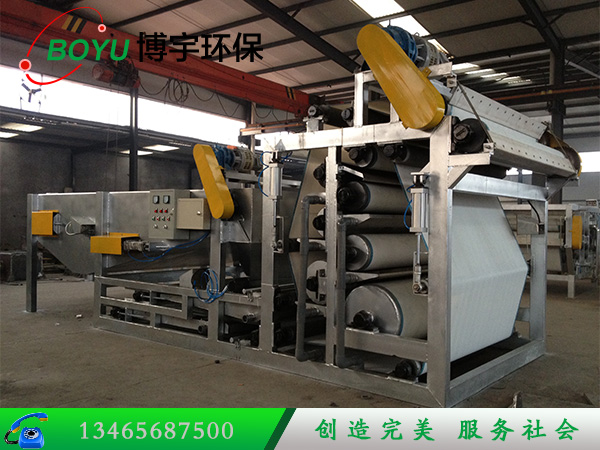 帶式污泥脫水機(jī) 帶式污泥脫水機(jī)